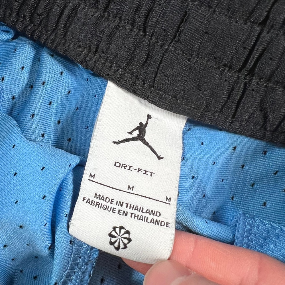 Jordan Basketball Shorts Youth Size Medium Blue Black Dri-FIT Graphic Mesh Gym - Picture 4 of 9